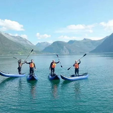 فندق & Restaurant *